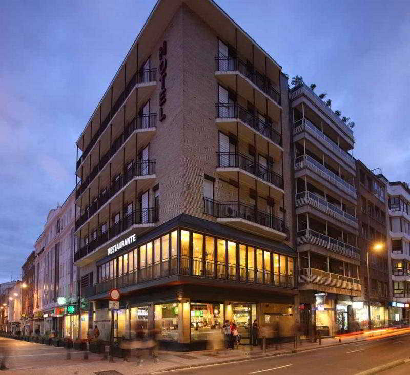 La Bilbaina Otel Vitoria-Gasteiz Dış mekan fotoğraf