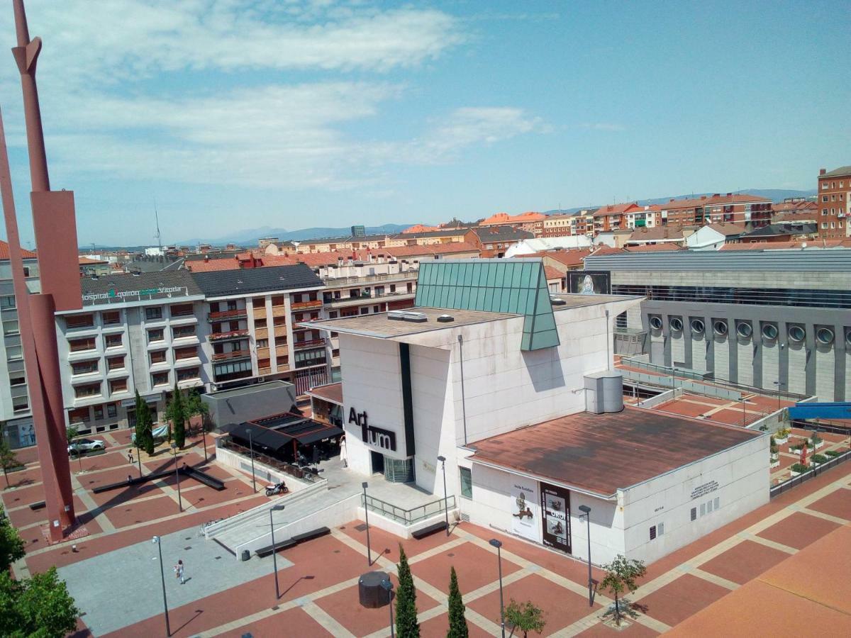 La Bilbaina Otel Vitoria-Gasteiz Dış mekan fotoğraf