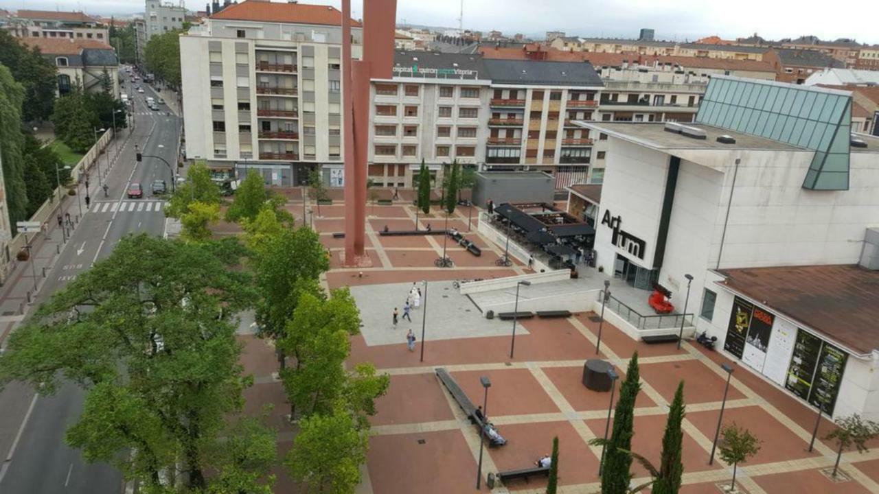 La Bilbaina Otel Vitoria-Gasteiz Dış mekan fotoğraf