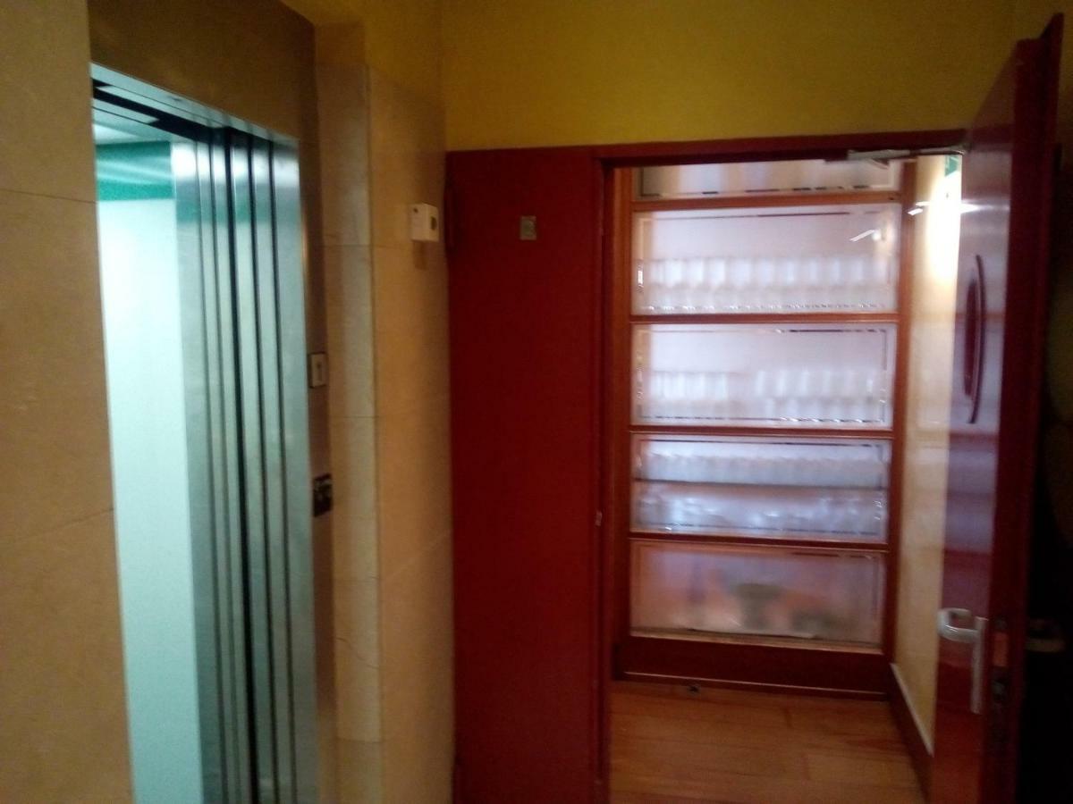 La Bilbaina Otel Vitoria-Gasteiz Dış mekan fotoğraf