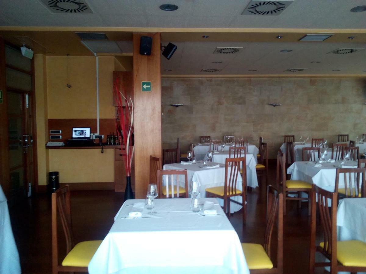 La Bilbaina Otel Vitoria-Gasteiz Dış mekan fotoğraf