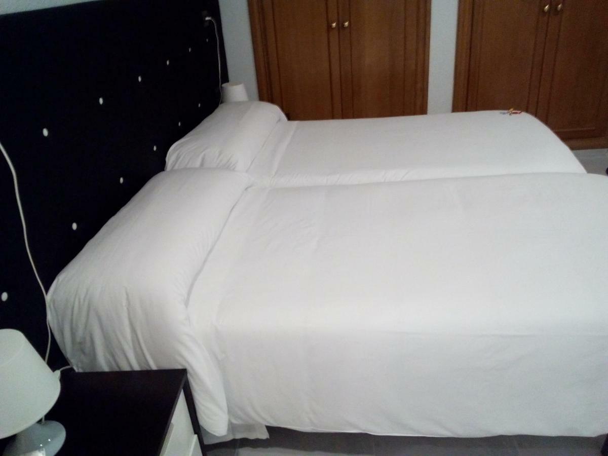 La Bilbaina Otel Vitoria-Gasteiz Oda fotoğraf